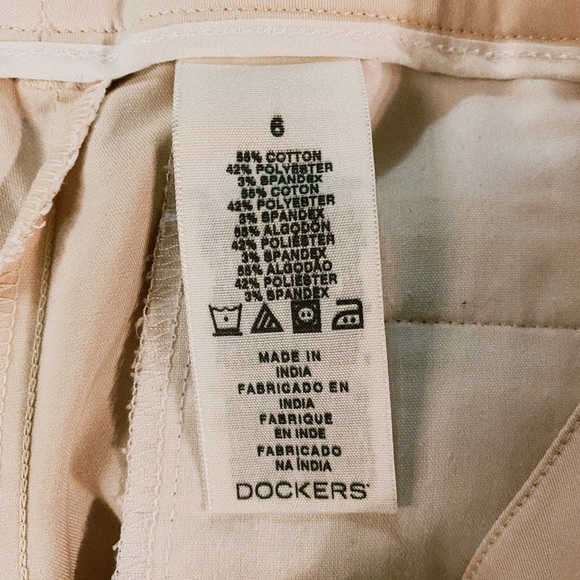 ❤️4/$40 SALE! ❤️ Dockers Ladies’ Golf Shorts - Picture 5 of 6